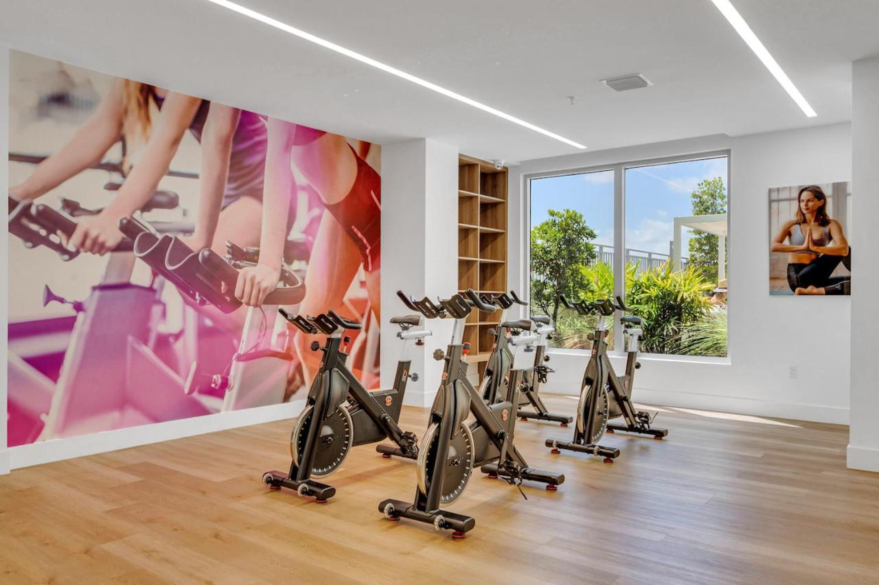 Charming Apt In The Heart Of Downtown With Free Parking Miami Bagian luar foto