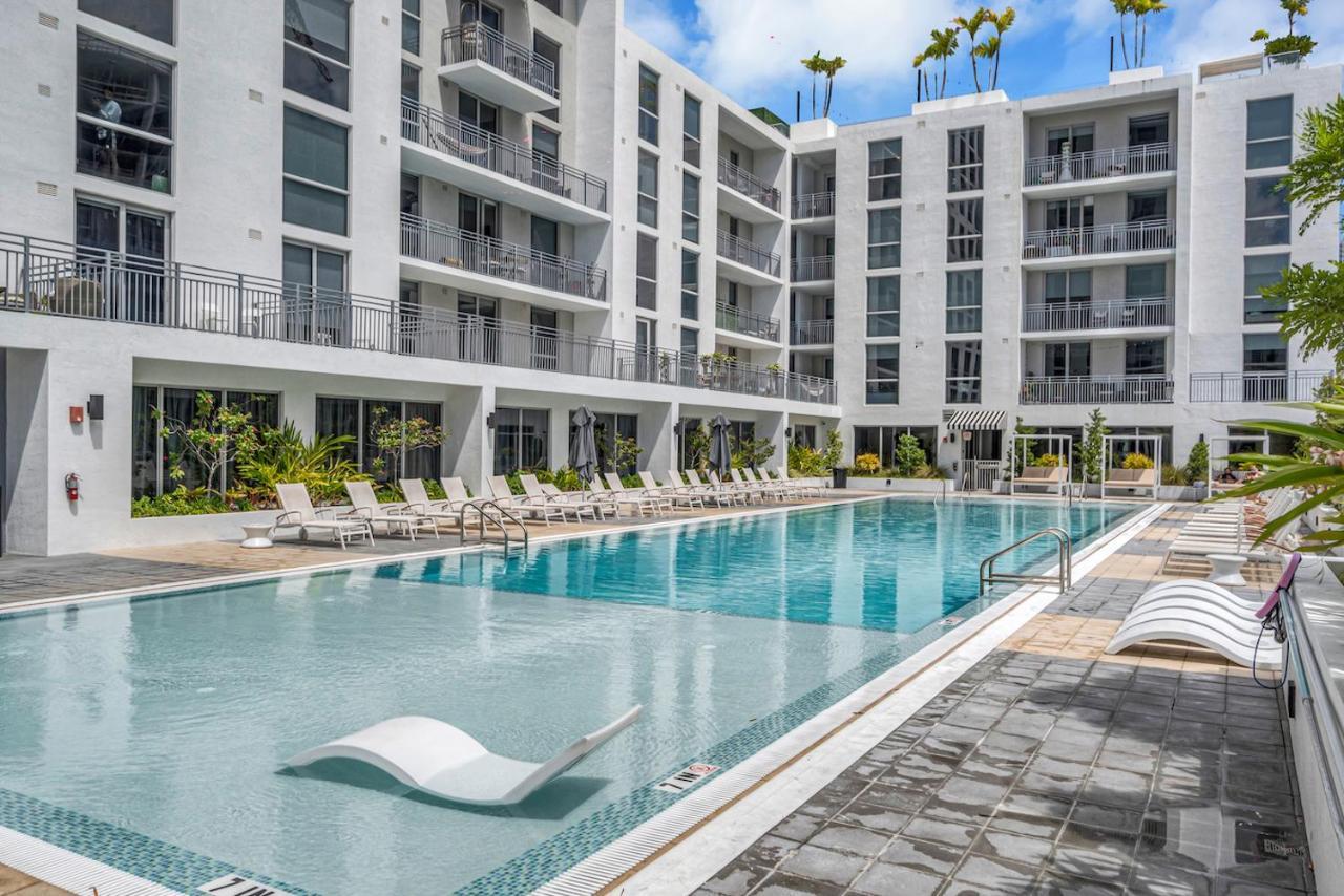 Charming Apt In The Heart Of Downtown With Free Parking Miami Bagian luar foto