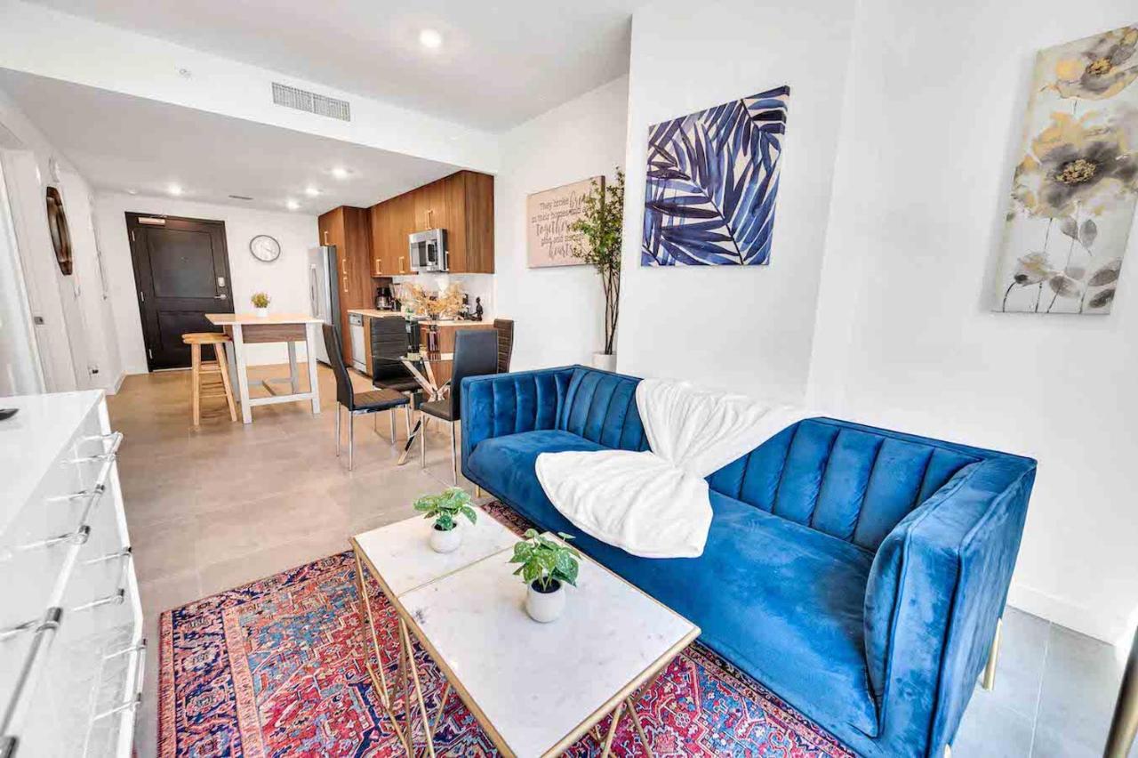 Charming Apt In The Heart Of Downtown With Free Parking Miami Bagian luar foto