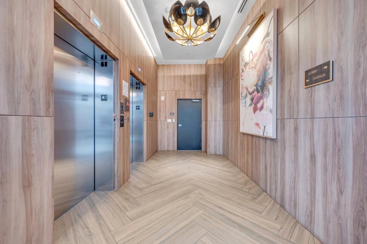 Charming Apt In The Heart Of Downtown With Free Parking Miami Bagian luar foto