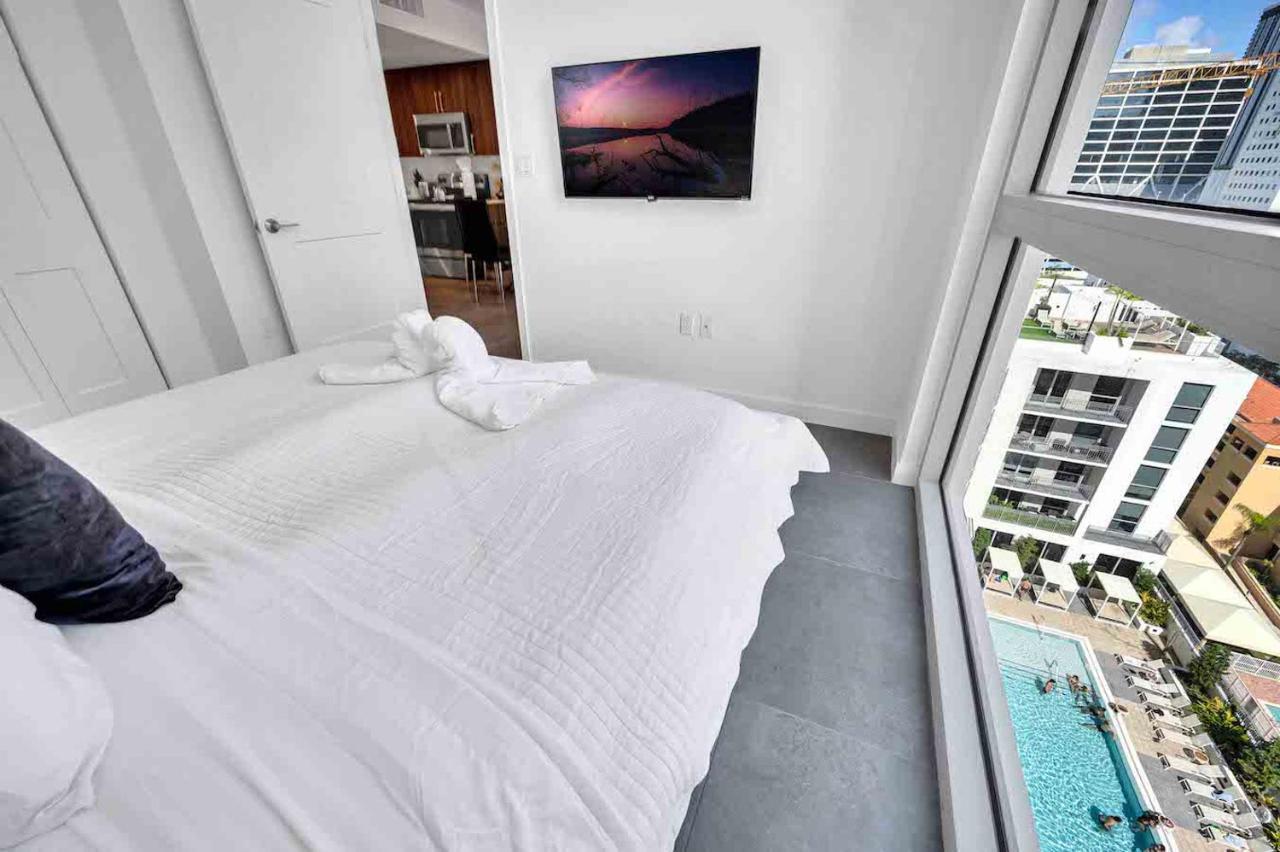 Charming Apt In The Heart Of Downtown With Free Parking Miami Bagian luar foto