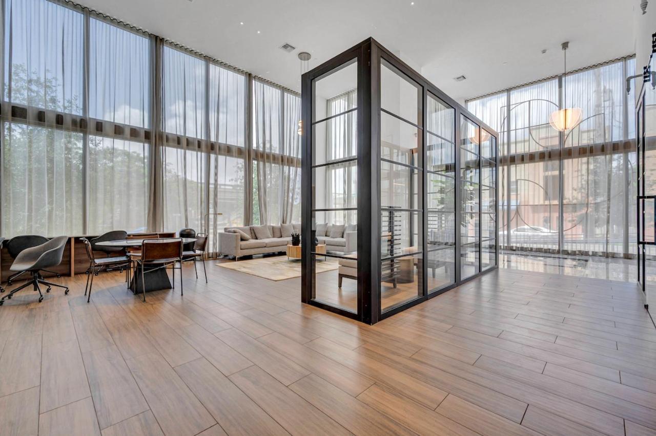 Charming Apt In The Heart Of Downtown With Free Parking Miami Bagian luar foto